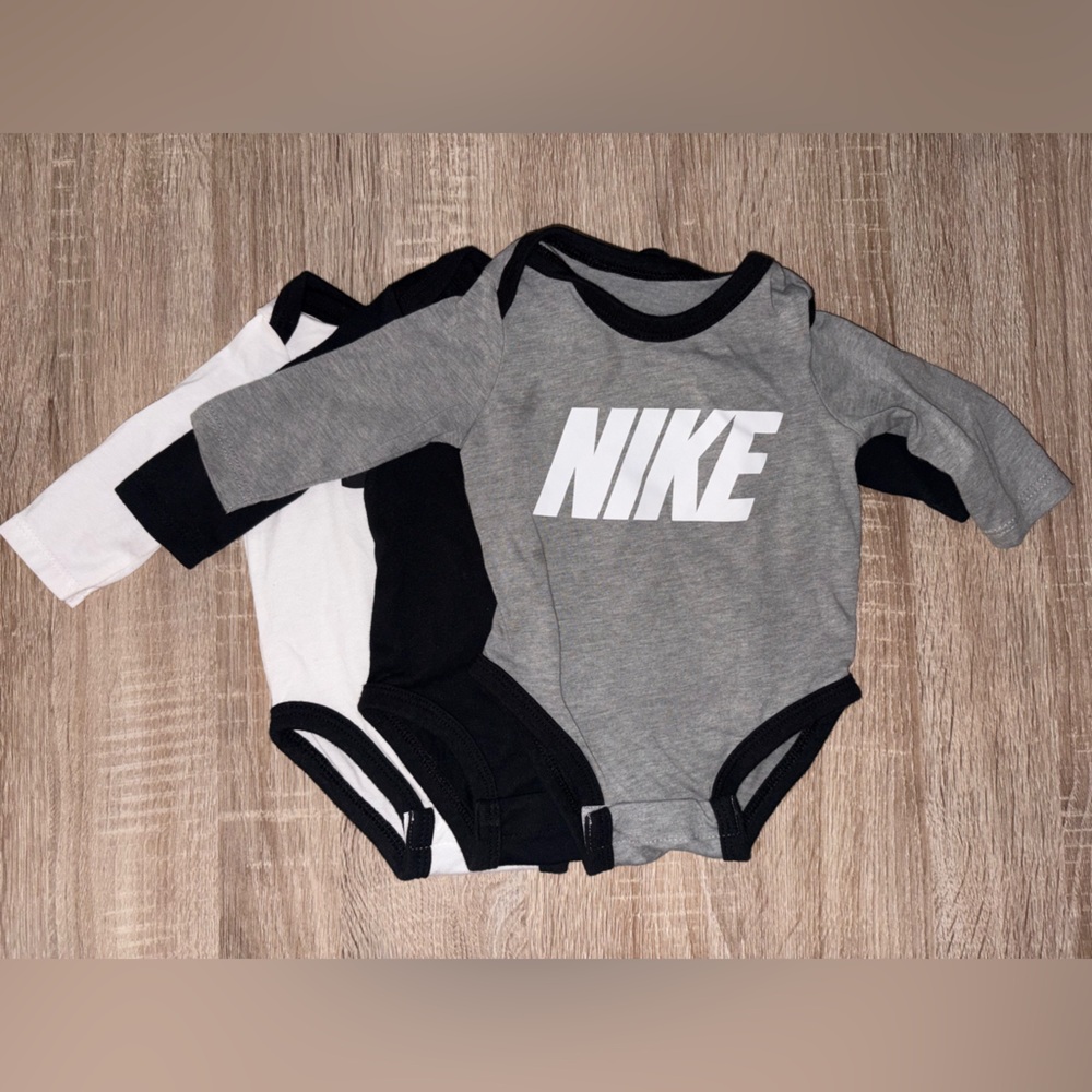 Nike onesie bundle